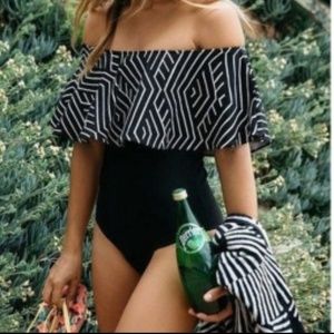 Geometric Ruffled Off Shoulder Flounce Swimsuit